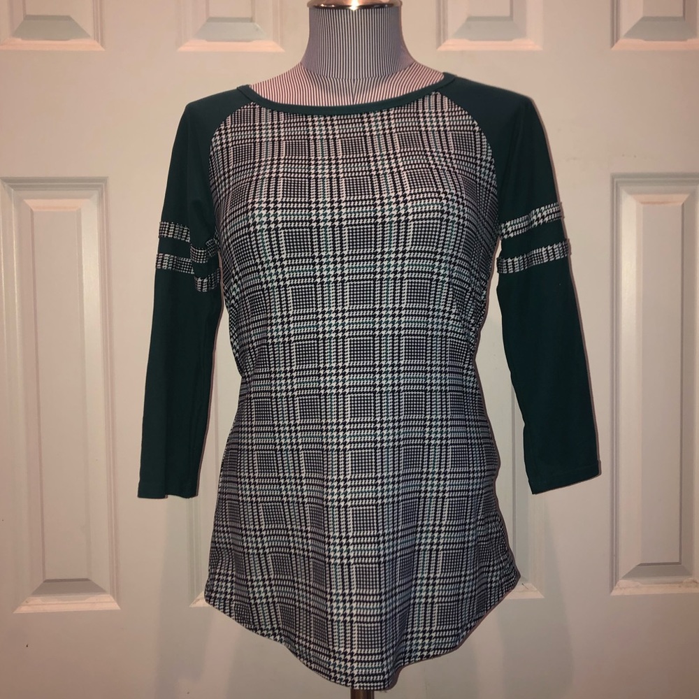 NWOT Ultra Flirt Tee